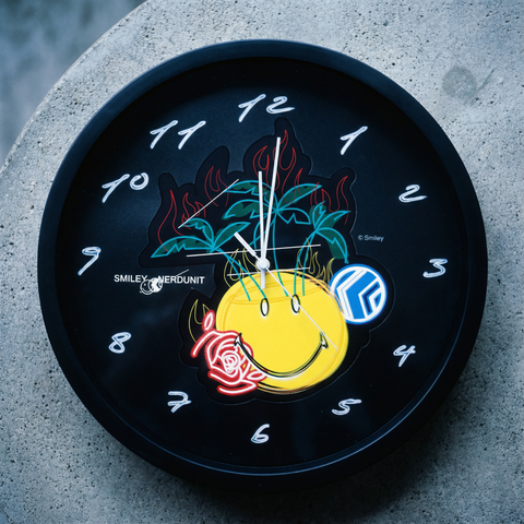 NU x Smiley Island Clock | Multicolor